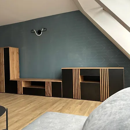 Mariacka- Blisko Centrum-nowy شقة *